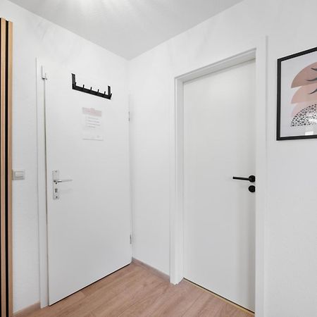 Malu Rooms - Im Stadtzentrum, Smarttv, Netflix, 24H Checkin Ludwigsburg Buitenkant foto