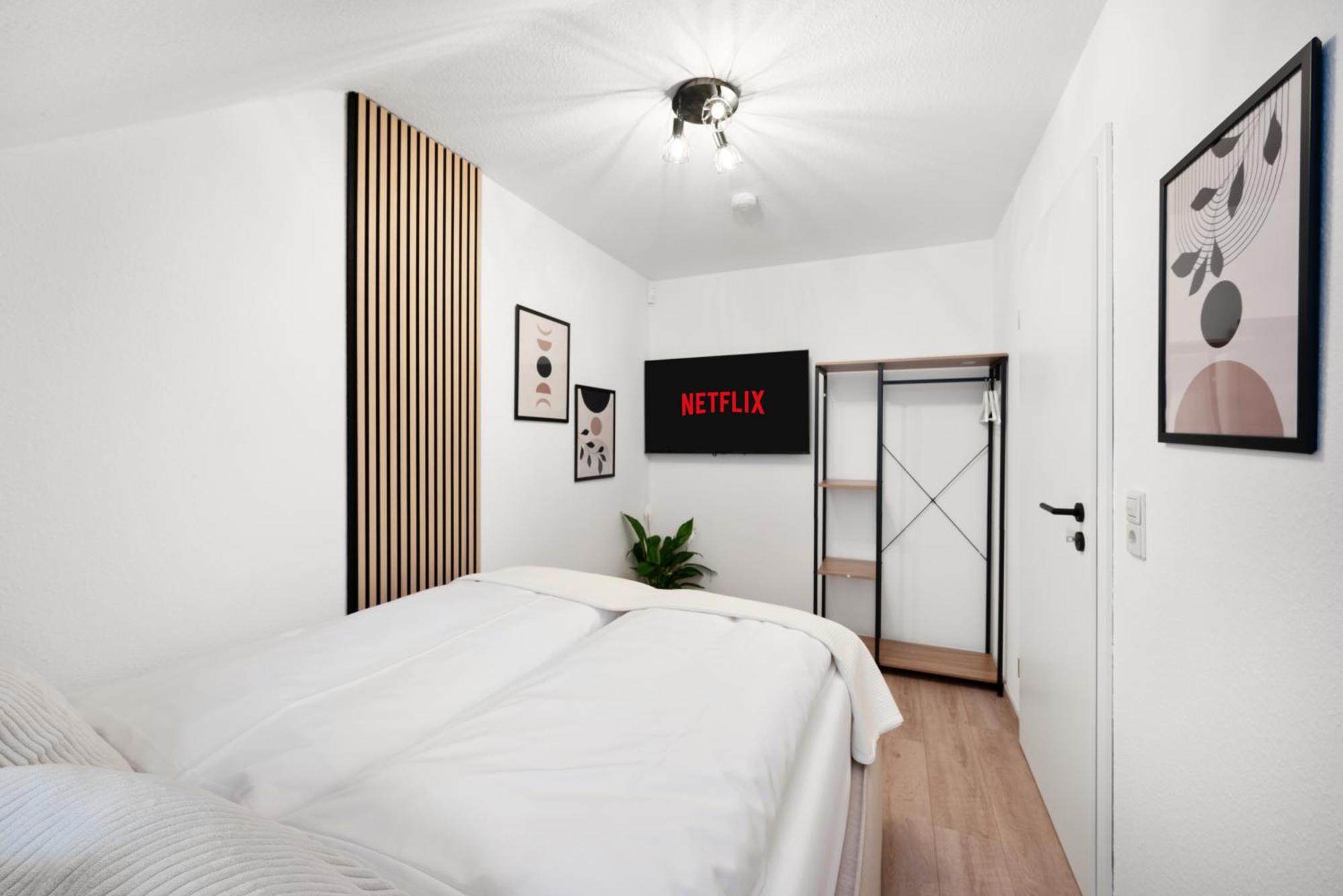 Malu Rooms - Im Stadtzentrum, Smarttv, Netflix, 24H Checkin Ludwigsburg Buitenkant foto